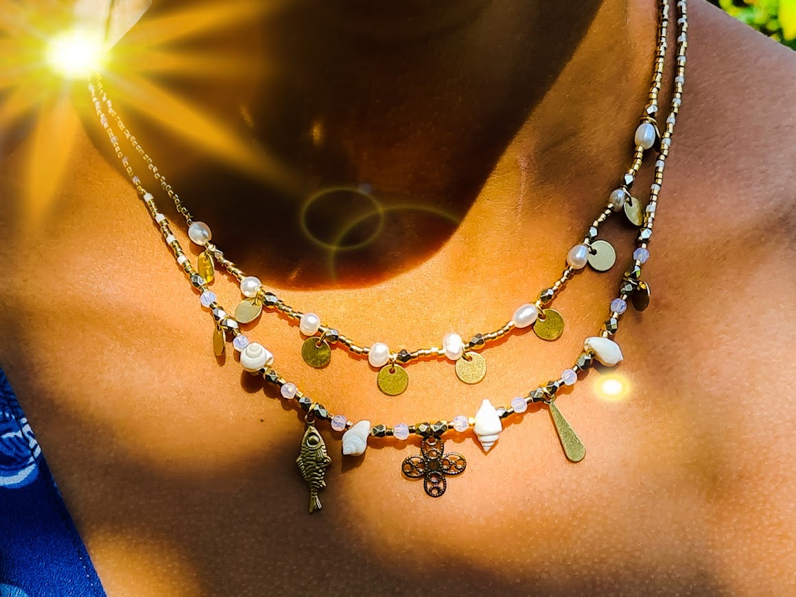 collier en perles japonnaises plaquées or